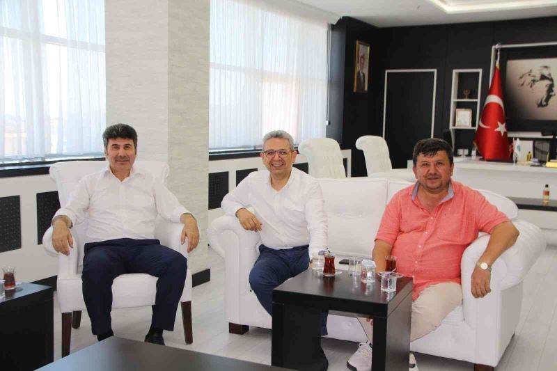 Rektör Karacoşkun Öğretim üyeleriyle bir araya geldi
