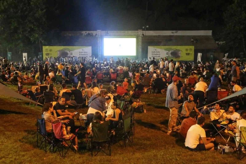 Ünlü yönetmen Ezel Akay: 