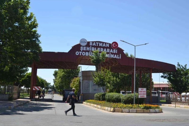 Batman otogarında bayram hareketliliği
