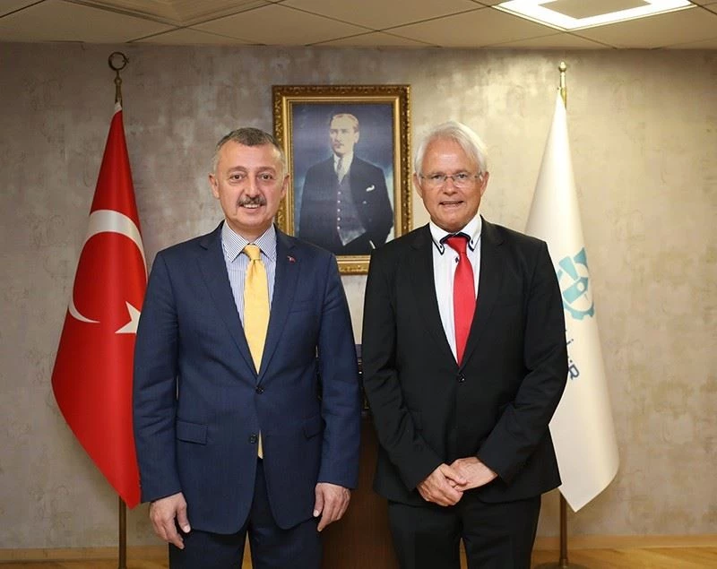 Almanya Başkonsolosu Regenbrecht’i ağırlayan Büyükakın: 