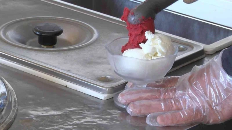 Bir top dondurmanın fiyatı çok tartışılmıştı: 