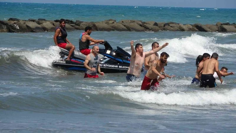 Ordu’da boğulma tehlikesi geçiren 3 çocuktan biri öldü
