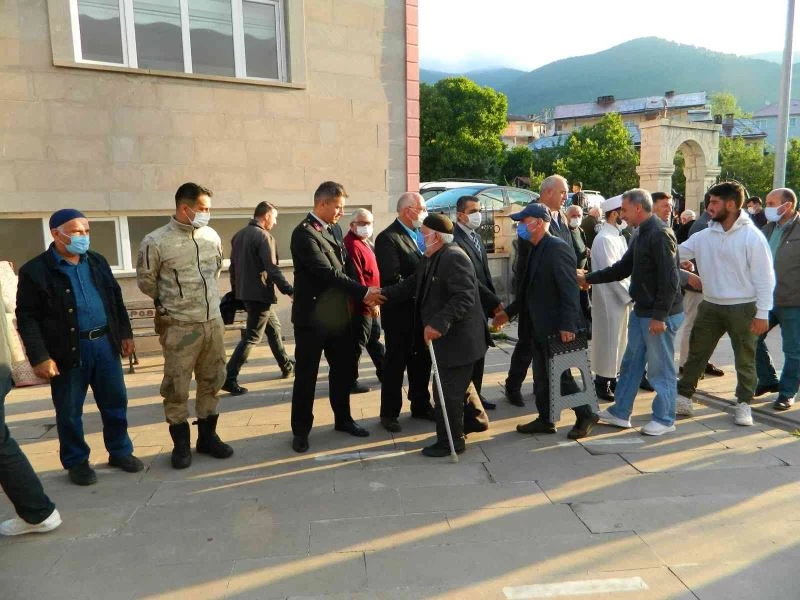 Posof’ta bayramlaşma merasimi
