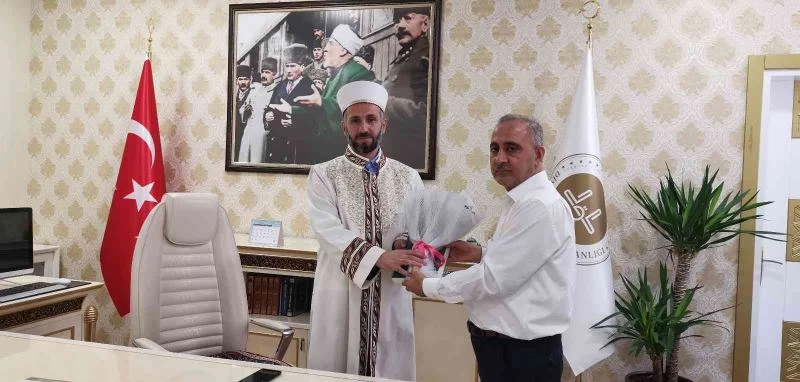 Van Müftüsü Dr. Mehmet Sırrı Şık göreve başladı
