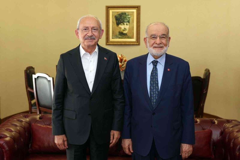CHP lideri Kılıçdaroğlu, Saadet Partisi Genel Başkanı Karamollaoğlu ile görüştü
