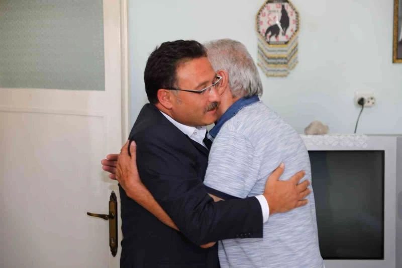 Vali Çiçek: “120 haneye evde bakım hizmeti veriyoruz”
