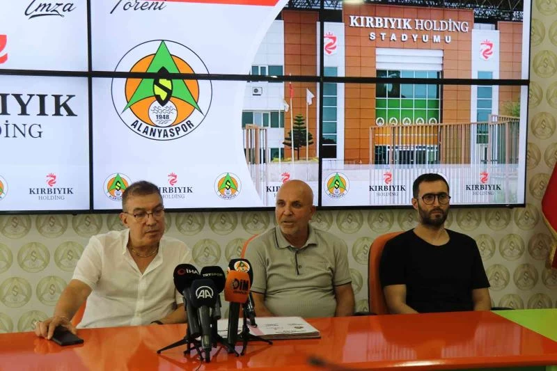 Alanyaspor’un stat isim sponsoru, Kırbıyık Holding oldu
