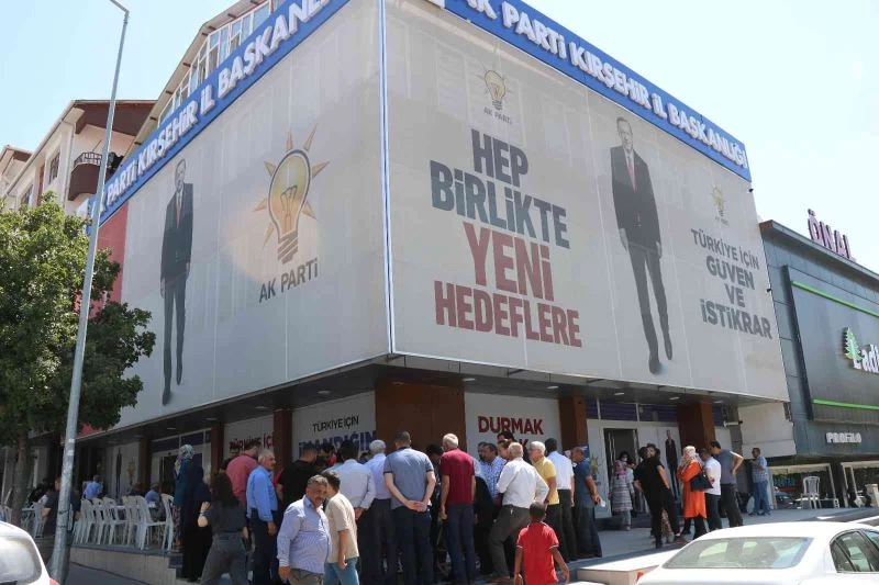 AK Parti’den kurucularına ’Ahde Vefa’ aşuresi
