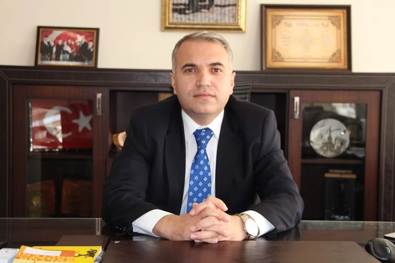 Kula Kaymakamı Duru Dinar’a atandı
