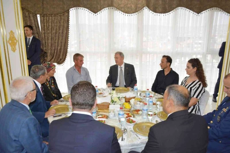 Milli Savunma Bakanı Hulusi Akar “7 yılda 35 bin 656 terörist etkisiz hale getirildi”
