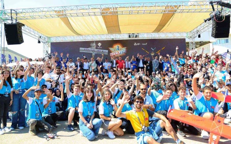 Teknofest’te DPÜ Karanda İHA takımı şampiyon oldu
