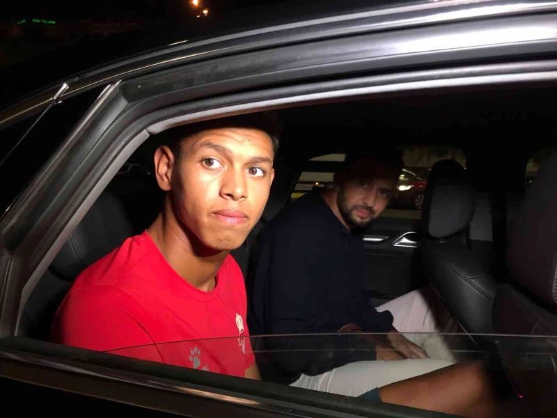 Trabzonspor Faslı genç oyuncu Lahtimi’yi Trabzon’a getirdi