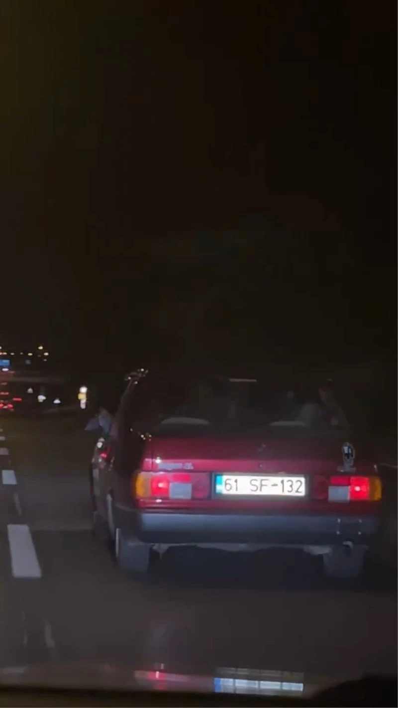 Bursa’da  tek ayağıyla araba süren kişiye ceza yağdı
