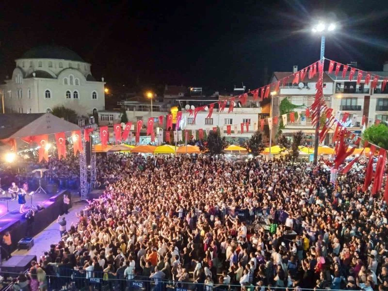 Tuğçe Kandemir hayranlarını duygulandırdı
