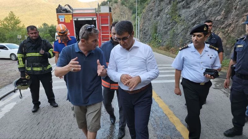 Karabük’te faciadan dönüldü: Alev alan mikserin patlama anları kamerada
