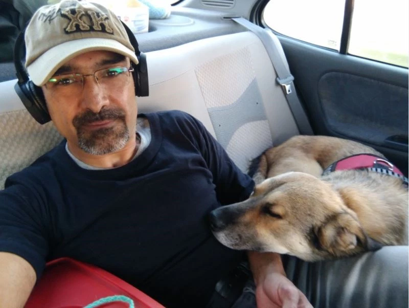 Çocuğu gibi baktığı köpeğinin cesedini parçalanmış halde buldu, gerçeği öğrenince hüngür hüngür ağladı
