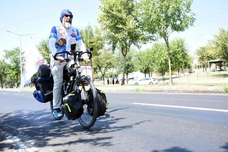 Organ bağışına dikkat çekmek için 7 bin kilometre pedal çevirecek
