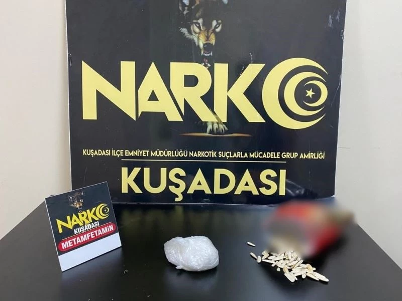 Kuruyemiş paketinin içinden uyuşturucu çıktı
