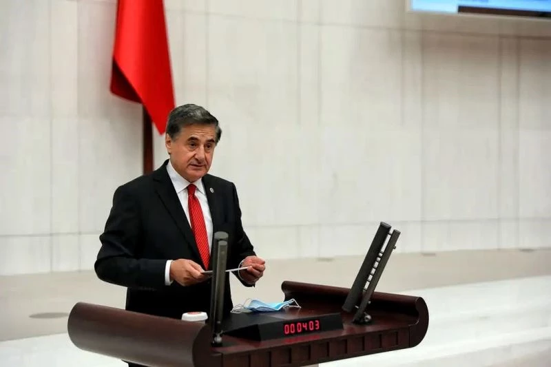 Milletvekili Güneş Malazgirt Zaferinin 951. yıldönümünü kutladı
