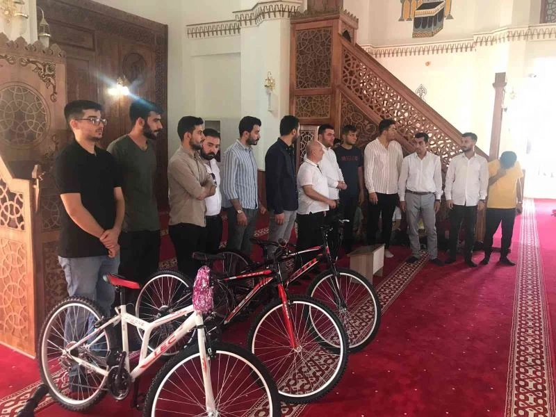 Yaz Kuran Kurslarını başarıyla bitiren öğrencilere ödül
