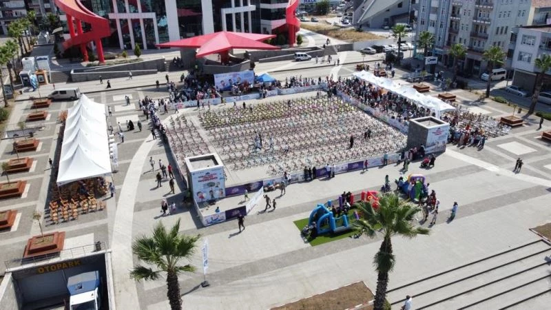 Samsun’da 673 çocuğun bisiklet sevinci
