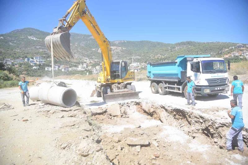 Alanya Belediyesi kış ayları için alt yapı çalışmalarına devam ediyor
