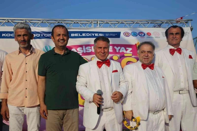 Yeşilçam Vokal Grubu, 70’ler ruhunu tekrar yaşattı
