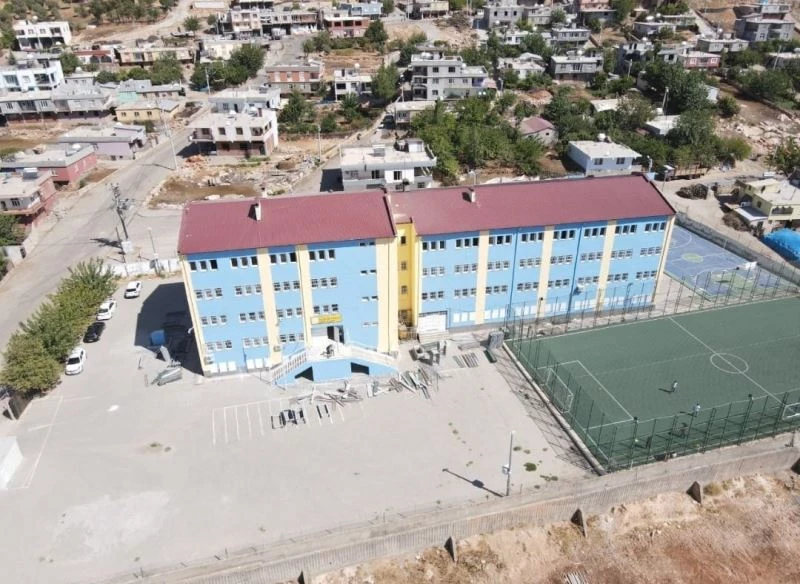 15 bin nüfuslu ilçede bulunan liseye üst üste ikinci kez erasmus yolu göründü
