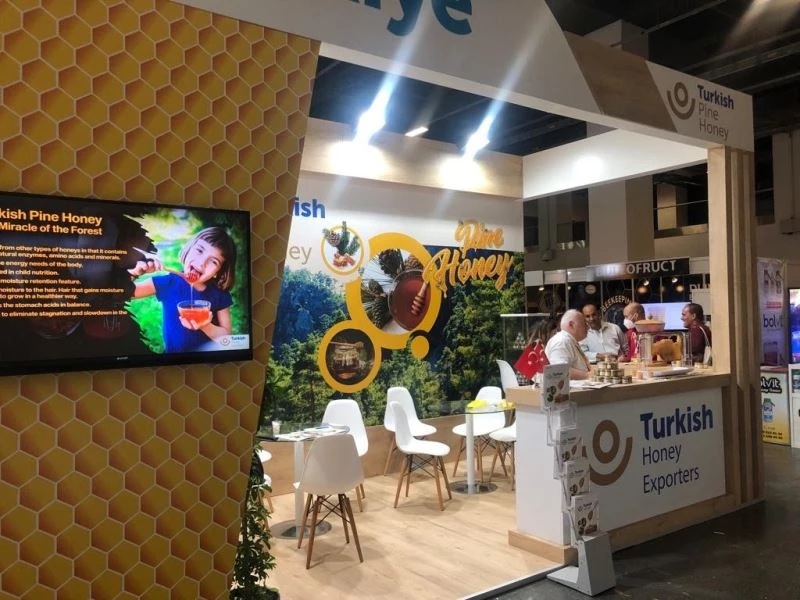 Arı gibi çalıştılar, 138 ülkeye Türk balını tanıttılar
