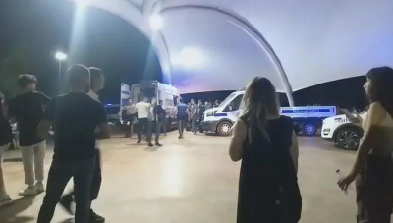 İstanbul’da konserde bıçaklı dehşet: Suç makinesi 2’si polis 6 kişiyi yaraladı
