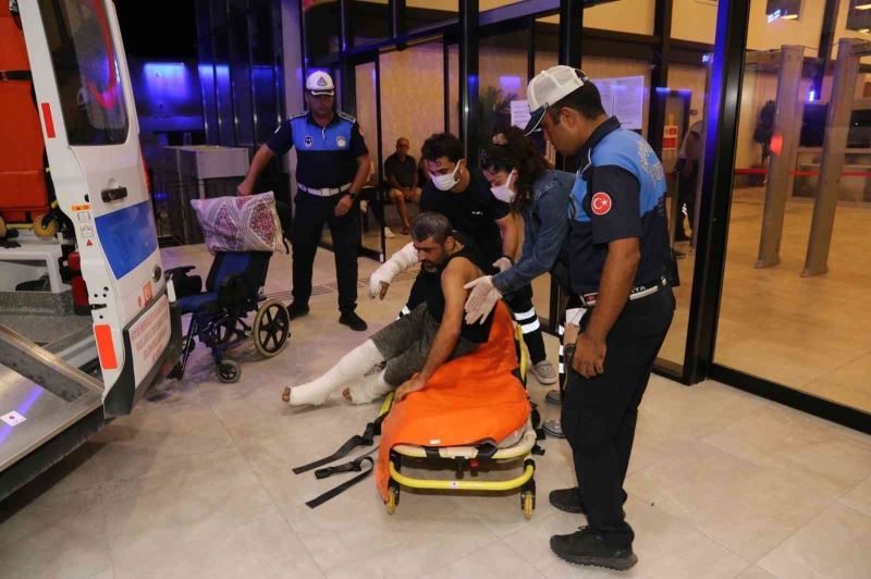 Kıbrıs’ta yaralanan vatandaş deniz otobüsüyle Türkiye’ye getirildi
