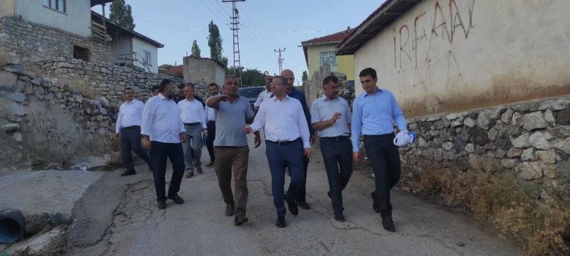 Vali Polat, dolu ve sağanak yağıştan etkilen köyleri ziyaret etti
