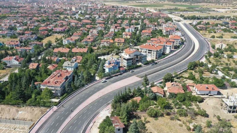 Konya’da Abdülhamid Han Caddesi’nde 3. etap çalışmaları sürüyor
