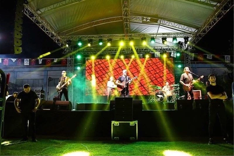 Kestel’de Zafer Bayramı coşkusu ‘Yüksek Sadakat’ ile yaşandı
