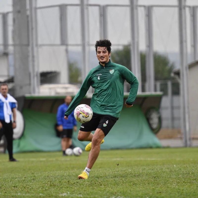 Bursaspor’da kıran kırana mücadele