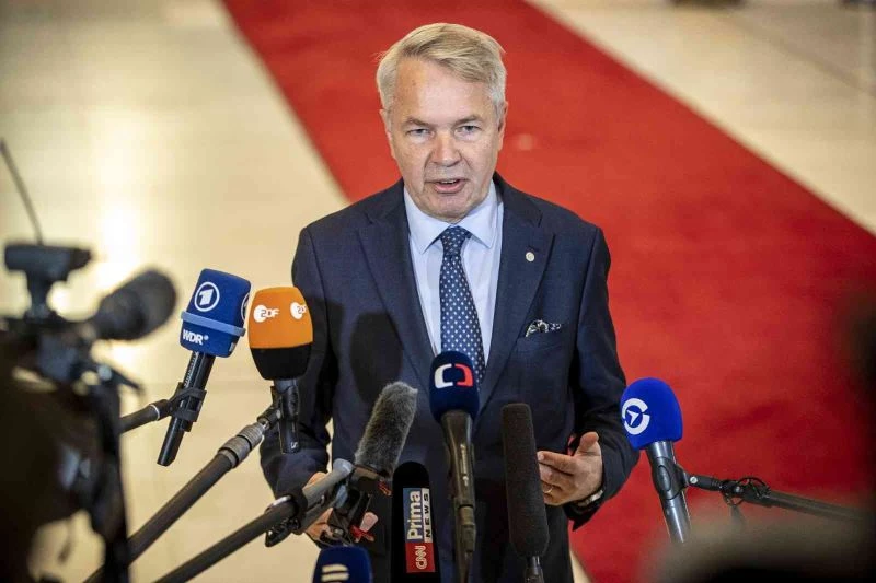 Finlandiya, Rus turistlere yönelik vize kısıtlamasını 