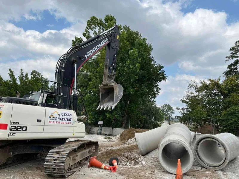 Büyükşehir, Başiskele’de üstyapı çalışmasına 23 bin ton asfalt kullanacak
