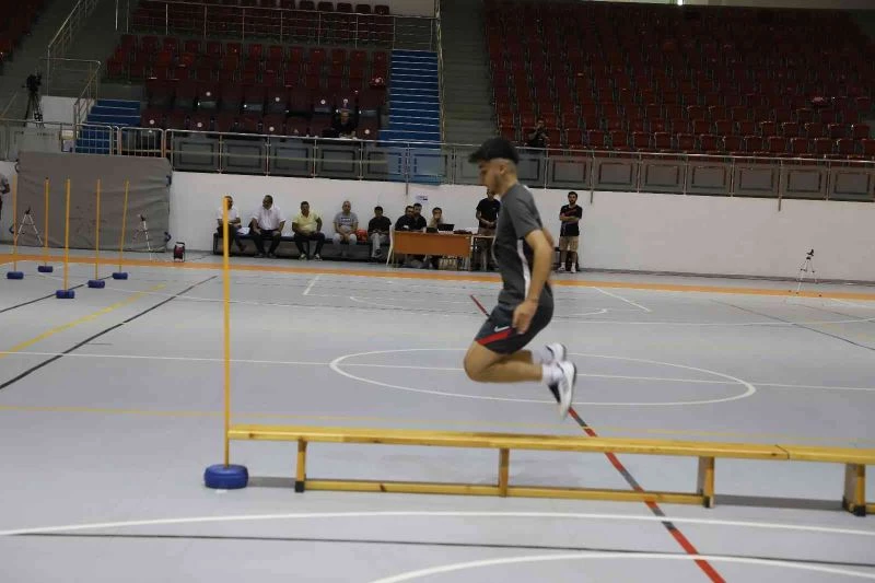 50 Kişilik kontenjana, 1958 öğrenci başvurdu
