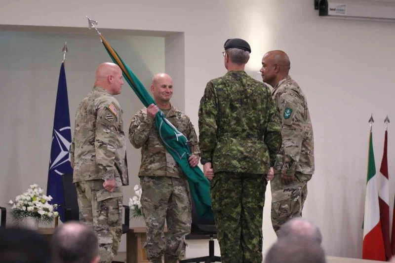 NATO Müttefik Kara Komutanlığında görev devir teslim töreni
