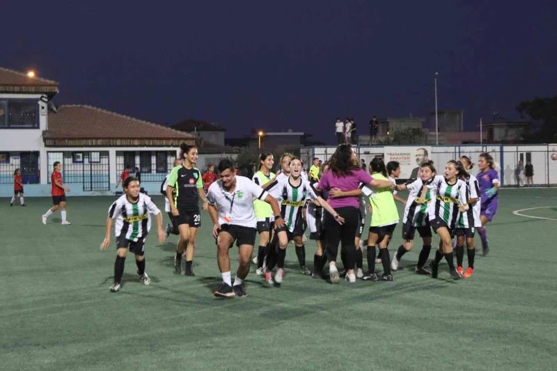 Denizli ekibi Kadınlar U15’te şampiyon oldu
