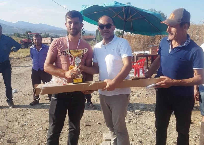 Hisarcık’ta tek kurşun ve tavşan hedef atış yarışması
