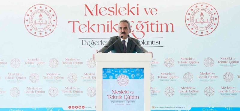Bakan Özer: “İstanbul’da tüm OECD ülkelerinin katımıyla mesleki eğitim zirvesi olacak”
