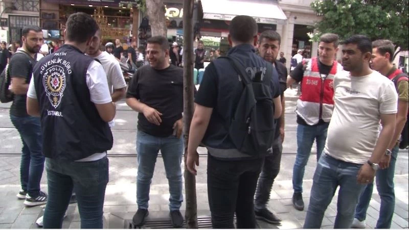 Fatih’te dilenci, işportacı ve hanutçuluk yapanlara yönelik denetim
