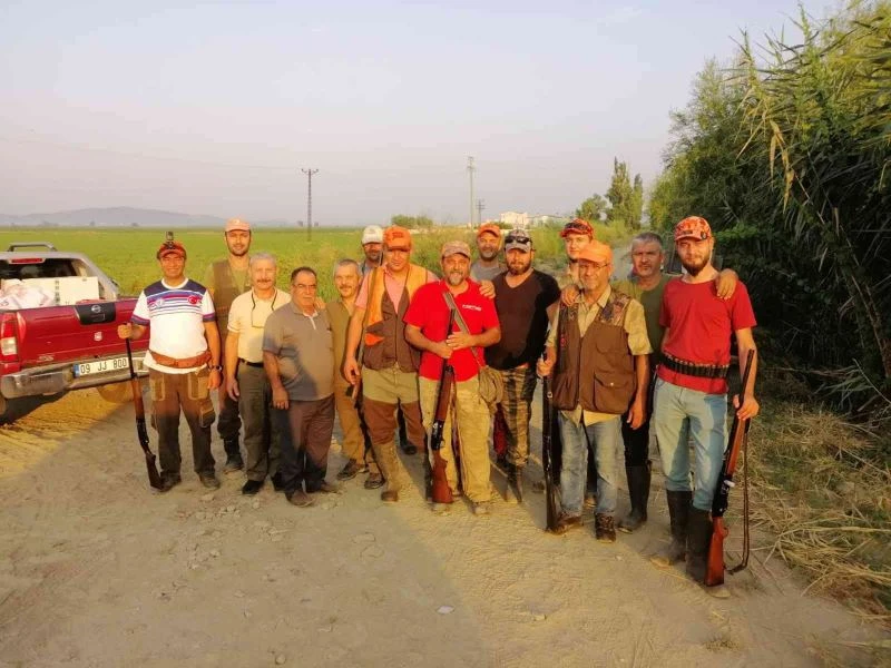 Söke’de üreticinin korkulu rüyası domuzlara karşı sürek avı devam ediyor
