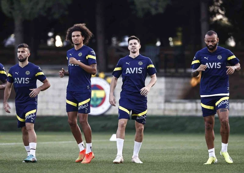 Fenerbahçe, Rennes maçı hazırlıklarına başladı