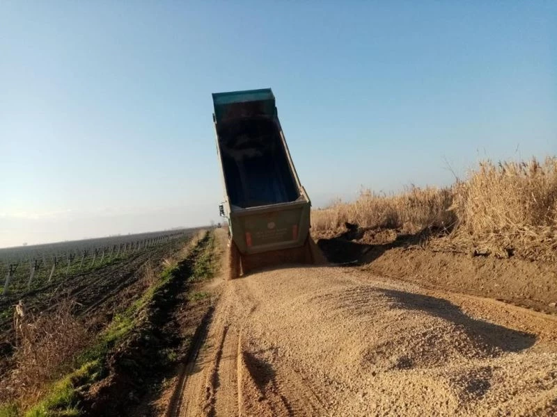 Kemerdamları ile bağlıları arasındaki yol asfaltlandı
