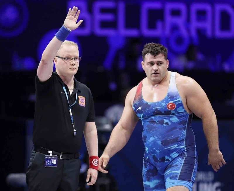 Rıza Kayaalp, Dünya Güreş Şampiyonası’nda finale çıktı