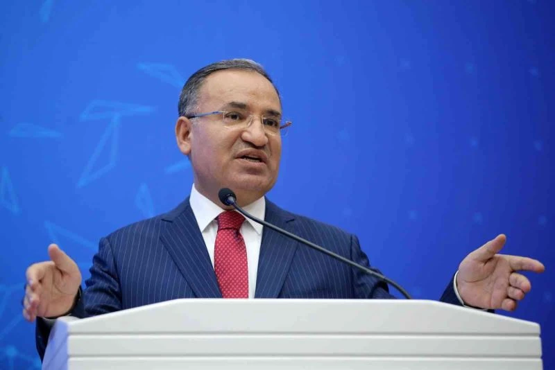 Adalet Bakanı Bozdağ: 