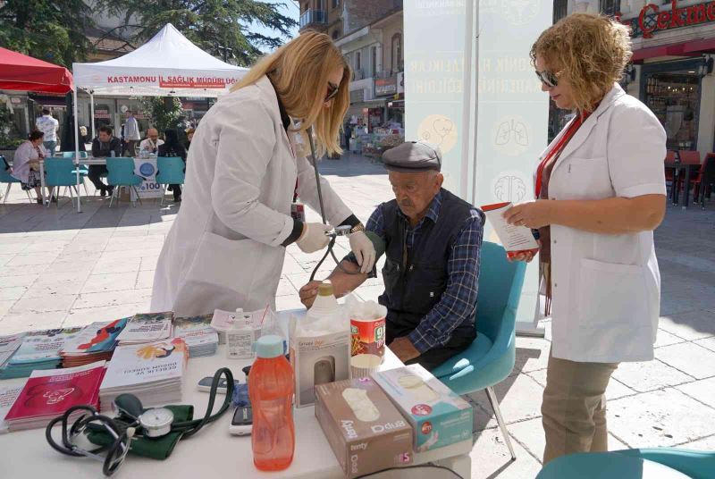 ‘Halk Sağlık Sokağı’nda 4 kişi organ bağışında bulundu
