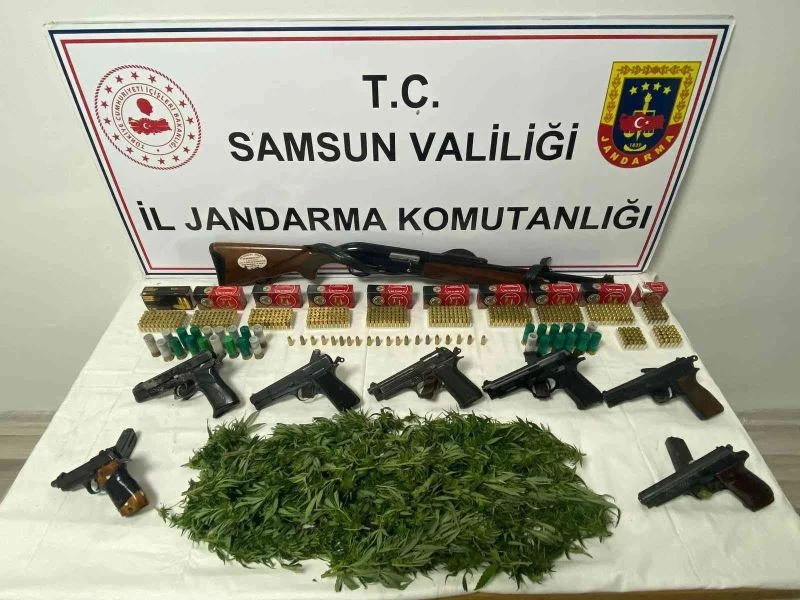 Jandarmanın uyuşturucu baskınından cephanelik gibi ev çıktı
